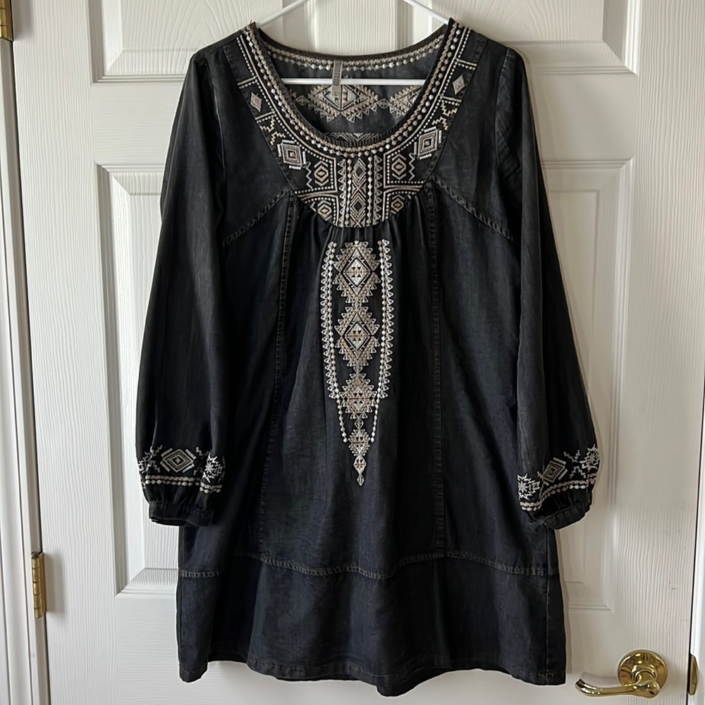 Monoreno Black Denim Dress Embroidered Mini or‎ Tunic Dress, Sz Small